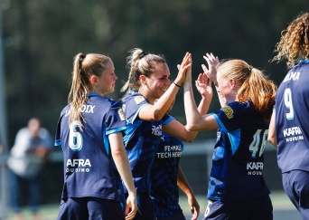 Preparación | El PSV Femenino derrota al Bayer 04 Leverkusen