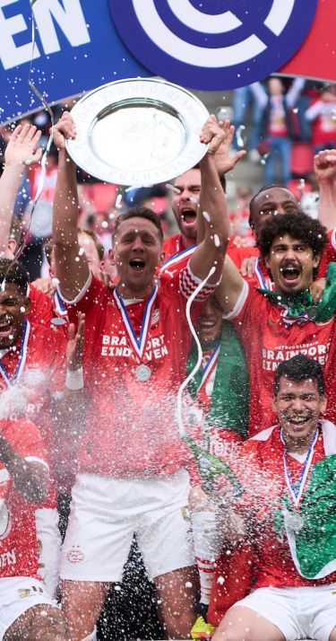 Landskampioen | Vijf cruciale wedstrijden in de 25e landstitel